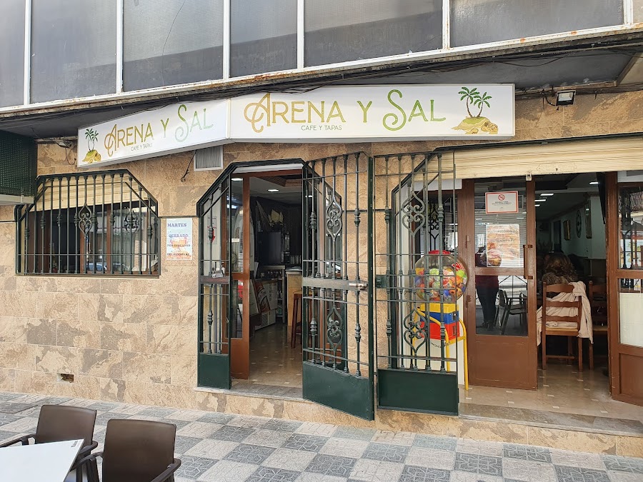 Arena y Sal
