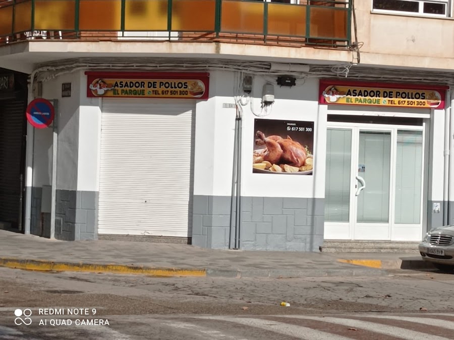 Asador de Pollos-Churrería El Parque