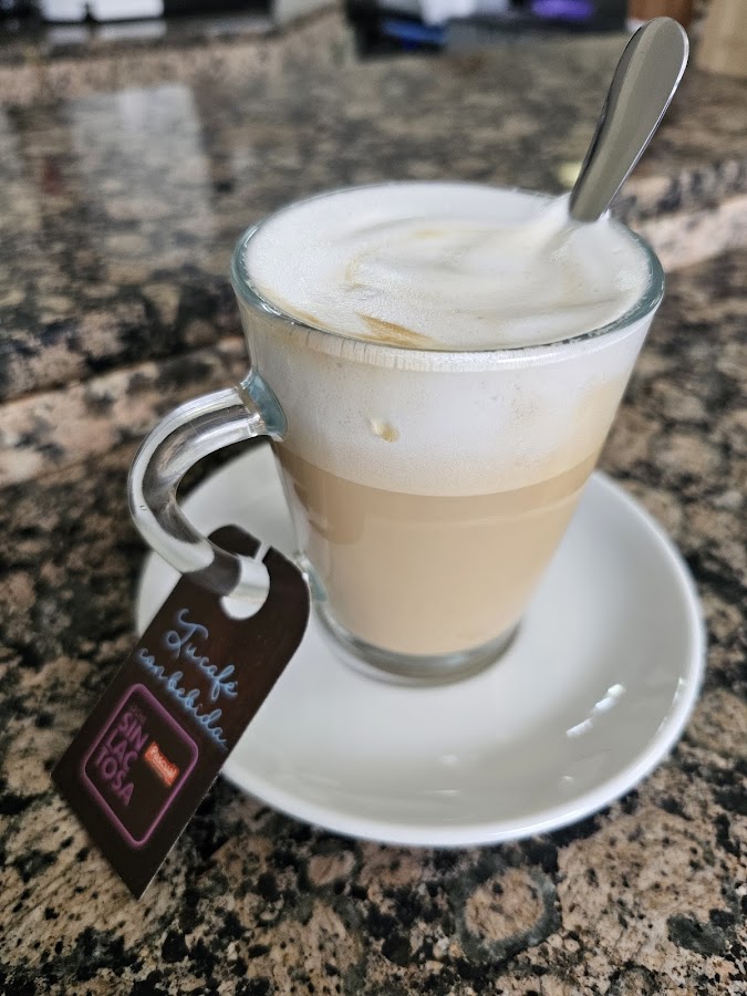 Cafe-Bar Legend