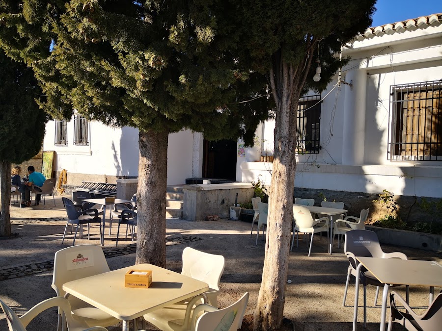Restaurantes en Cástaras provincia de Granada
