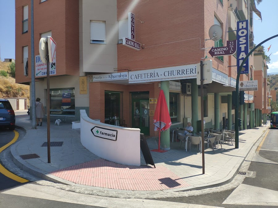 Restaurante Puerta De La Alhambra