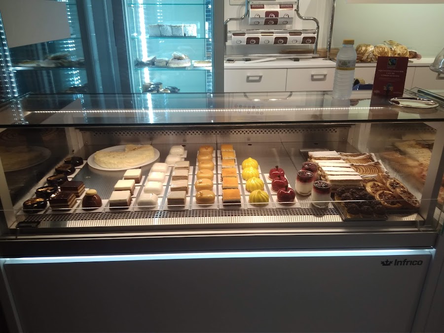 Saboreando Heladería Pastelería